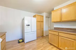 2367 E 7th Ave, Port Angeles, WA 98362 - Photo 15