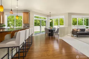 27520 SE 31st Pl, Sammamish, WA 98075 - Photo 11