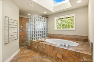 27520 SE 31st Pl, Sammamish, WA 98075 - Photo 23