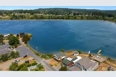 2403 Sunlight Beach Road, Clinton, WA 98236 - Photo 7