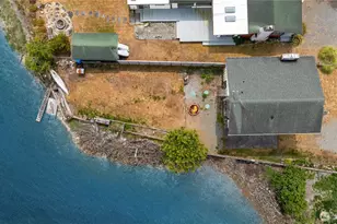 2403 Sunlight Beach Rd, Clinton, WA 98236 - Photo 19