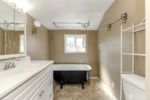 611 N Junett Street N, Tacoma, WA 98406 - Photo 39