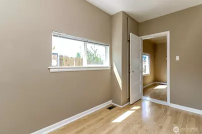 611 N Junett Street N, Tacoma, WA 98406 - Photo 25