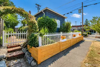 611 N Junett Street N, Tacoma, WA 98406 - Photo 1