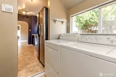 611 N Junett Street N, Tacoma, WA 98406 - Photo 37
