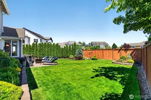 32 Mount Rainier Loop E, Bonney Lake, WA 98391 - Photo 37