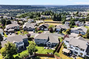 32 Mount Rainier Loop E, Bonney Lake, WA 98391 - Photo 39