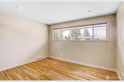 10012 NE 22nd Street, Bellevue, WA 98004 - Photo 17