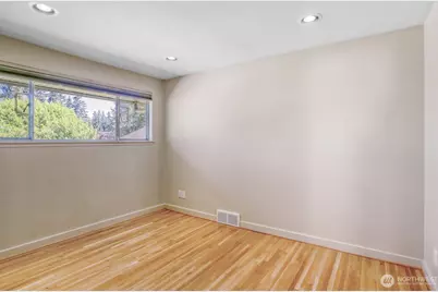 10012 NE 22nd Street, Bellevue, WA 98004 - Photo 11