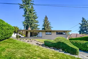 10012 NE 22nd St, Bellevue, WA 98004 - Photo 1