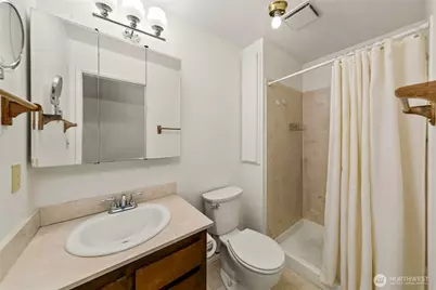 20813 53rd Avenue W, Lynnwood, WA 98036 - Photo 15