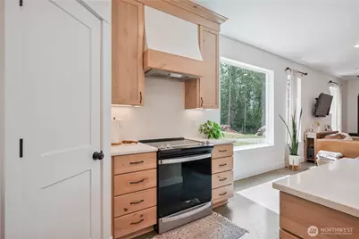 1013 N Bodine Road, Kelso, WA 98626 - Photo 15