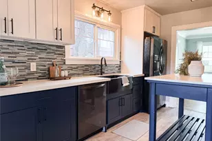 228 S 55th St, Tacoma, WA 98408 - Photo 11