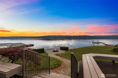 3418 W Lake Sammamish Parkway SE, Bellevue, WA 98008 - Photo 3