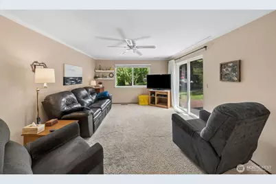 4201 7th Street SW, Puyallup, WA 98373 - Photo 7