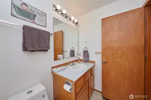 3903 NW Martha Ln, Silverdale, WA 98383 - Photo 25