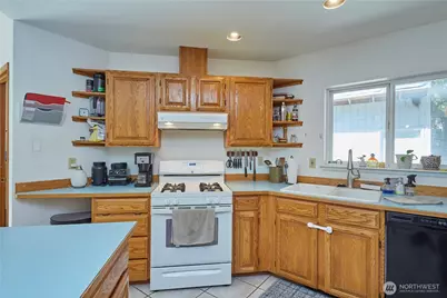 3903 NW Martha Lane, Silverdale, WA 98383 - Photo 19
