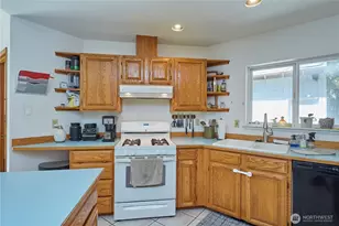 3903 NW Martha Ln, Silverdale, WA 98383 - Photo 19