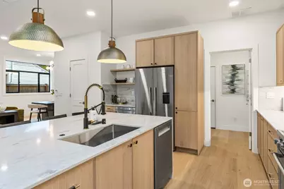 3832 32nd Avenue W, Seattle, WA 98199 - Photo 11