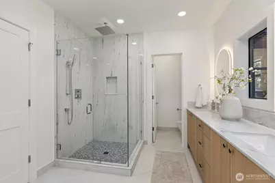 3832 32nd Avenue W, Seattle, WA 98199 - Photo 23