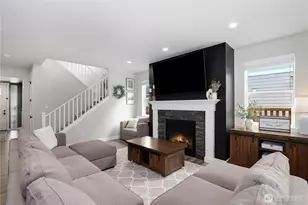 19522 136th St E, Bonney Lake, WA 98391 - Photo 5
