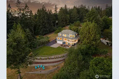 768 6th Avenue, Fox Island, WA 98333 - Photo 3