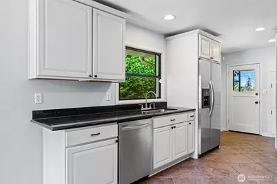 1119 N Tacoma Avenue, Tacoma, WA 98403 - Photo 9