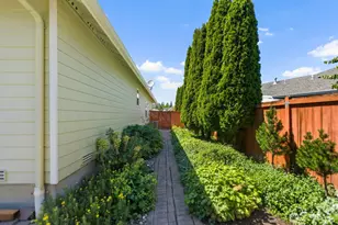 2319 Riley Rd, Mount Vernon, WA 98274 - Photo 31