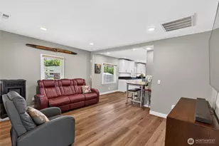 10520 50th Ave E, Tacoma, WA 98446 - Photo 5