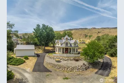 600 12th Street, Bridgeport, WA 98813 - Photo 3