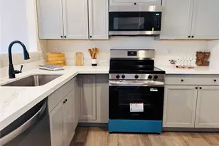 8828 238th St SW, Edmonds, WA 98026 - Photo 9