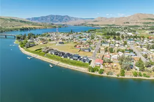 622 S 1st St, Brewster, WA 98812 - Photo 35