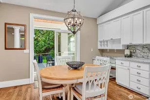 14423 SE 89th Pl, Newcastle, WA 98059 - Photo 11