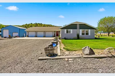 15180 Cottonwood Canyon Road, Yakima, WA 98908 - Photo 3