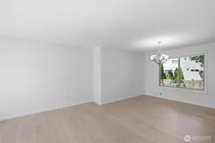 12708 NE 101st Pl, Kirkland, WA 98033 - Photo 7