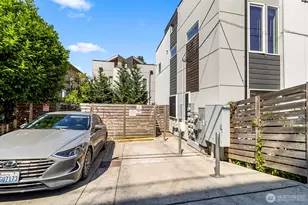 5244 Brooklyn Ave NE, Seattle, WA 98105 - Photo 25