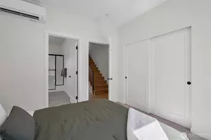 5244 Brooklyn Ave NE, Seattle, WA 98105 - Photo 19