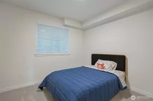 5244 Brooklyn Ave NE, Seattle, WA 98105 - Photo 11