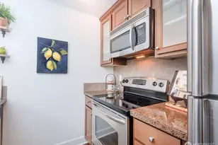 300 N 130th, Seattle, WA 98133 - Photo 9