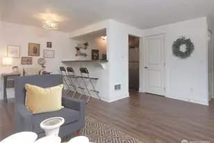 300 N 130th, Seattle, WA 98133 - Photo 3