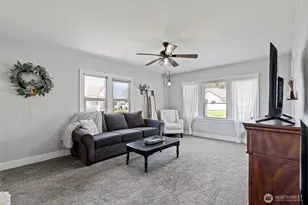 80 SW McFadden Ave, Chehalis, WA 98532 - Photo 11