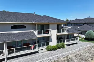 3710 W Canyon Lakes Dr, Kennewick, WA 99337 - Photo 3