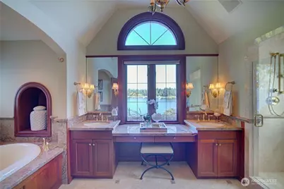 3608 Evergreen Point Road, Medina, WA 98039 - Photo 33