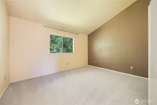 3540 Lake Washington Blvd SE, Bellevue, WA 98006 - Photo 9