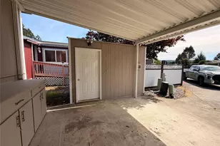 201 W Oakview Ave, Centralia, WA 98531 - Photo 3