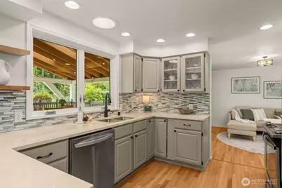 25901 SE Tiger Mountain Road, Issaquah, WA 98027 - Photo 13