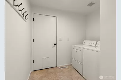 25901 SE Tiger Mountain Road, Issaquah, WA 98027 - Photo 19