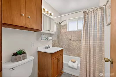 930 138th Street E, Tacoma, WA 98445 - Photo 15