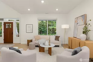 16761 NE Sanwick Pl, Bainbridge Island, WA 98110 - Photo 5