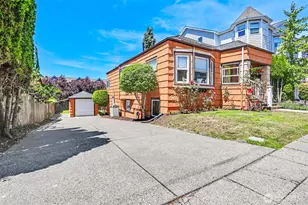 4317 Phinney Ave N, Seattle, WA 98103 - Photo 3